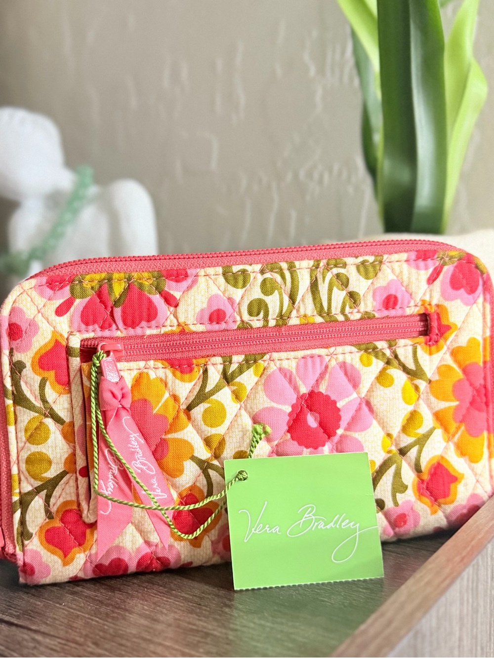 Vera Bradley Zip-Around Wallet Folkloric Retired Print NWT